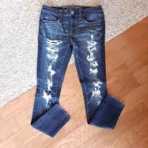 American Eagle Distressed Jegging Jeans size 2 Short